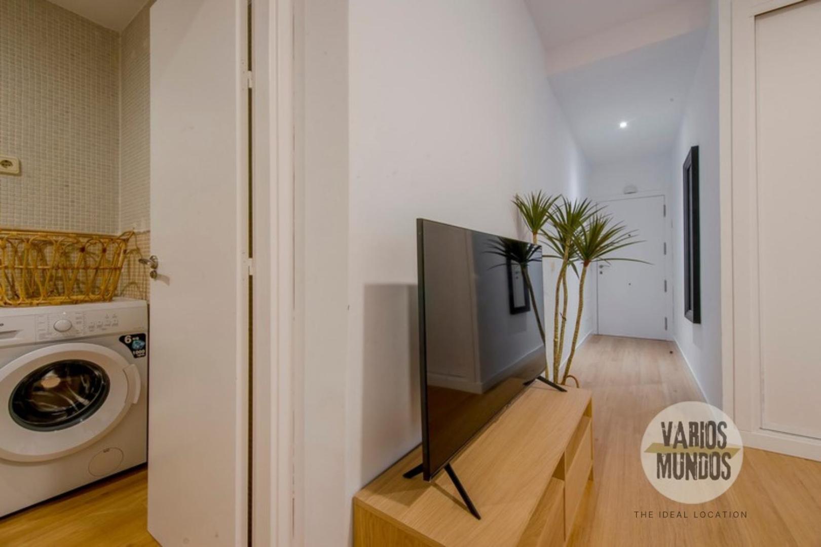 Aventura 3 En Sol, Ven A Concepcion Jeronima Appartement Madrid